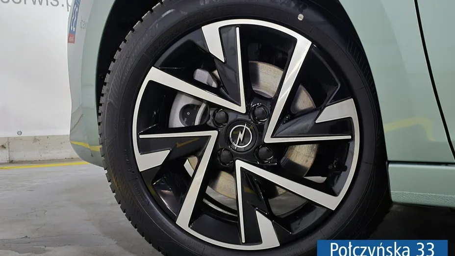 OPEL Corsa -