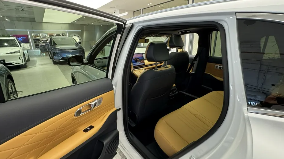 GEELY Starray -
