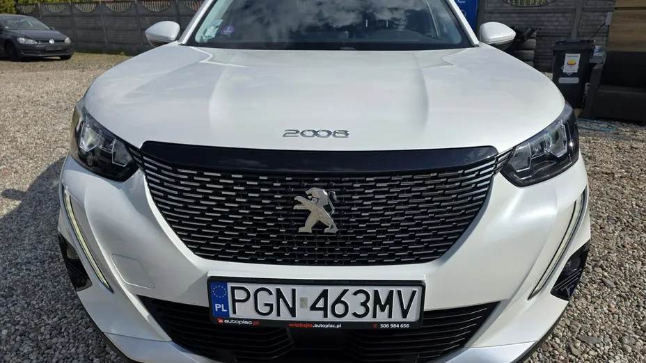 PEUGEOT 2008 -