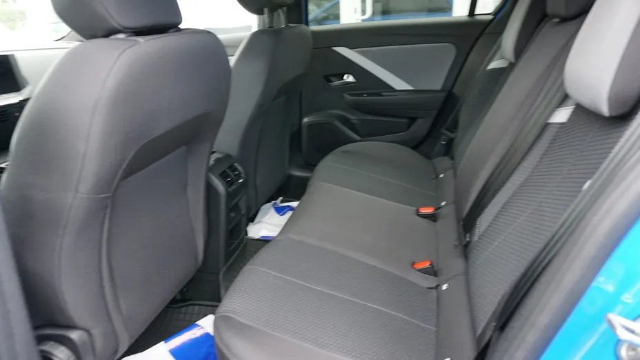 OPEL Astra -