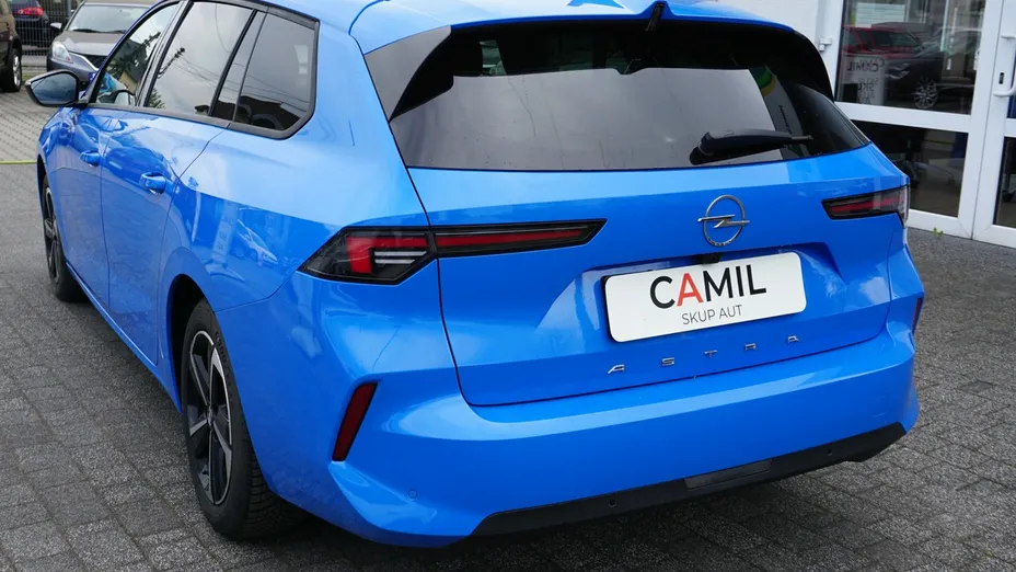 OPEL Astra -