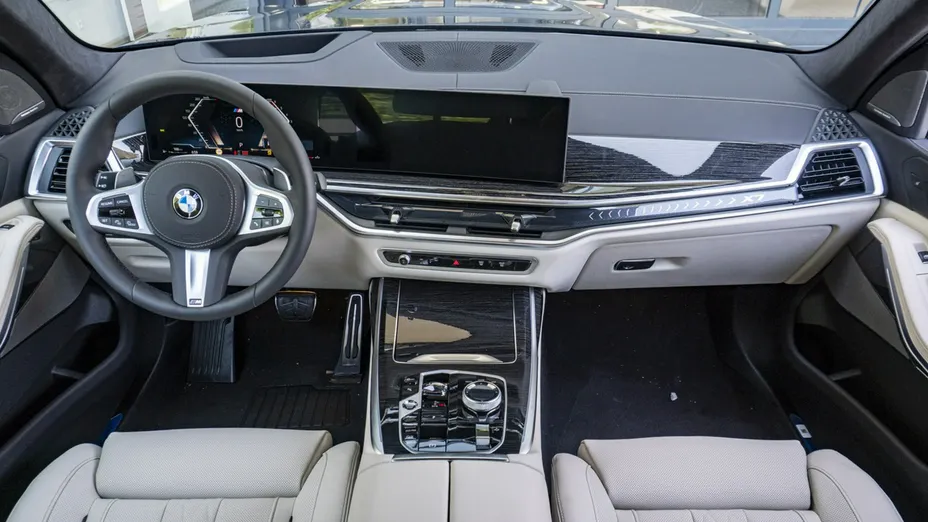 BMW X7 -