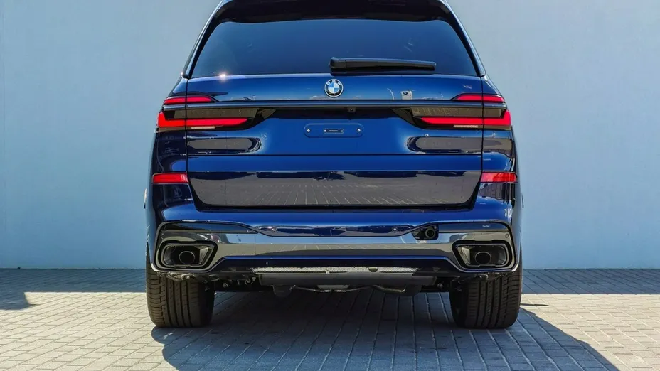 BMW X7 -