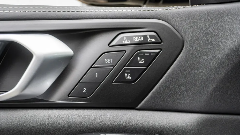 BMW X7 -