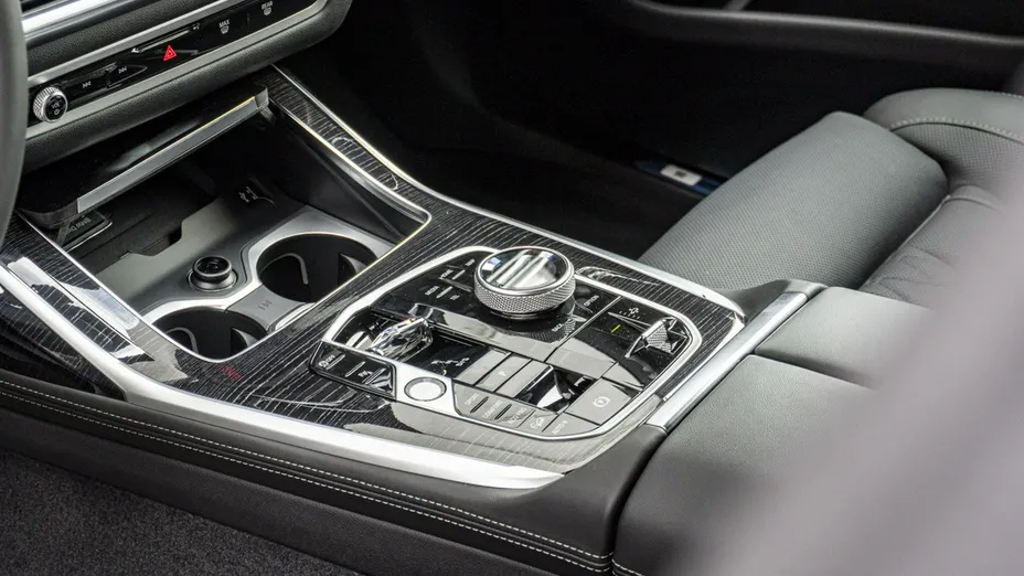 BMW X7 -