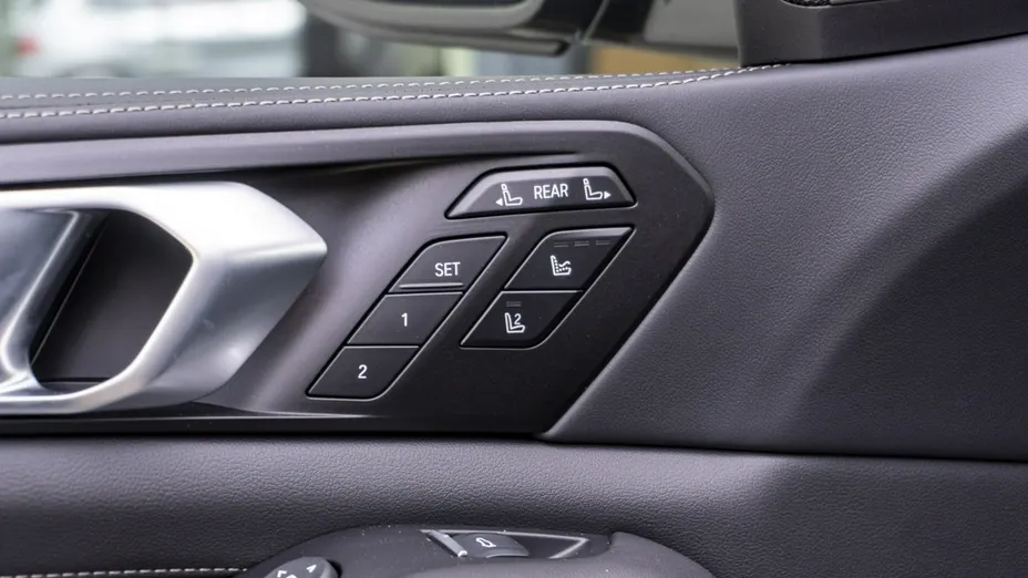 BMW X7 -