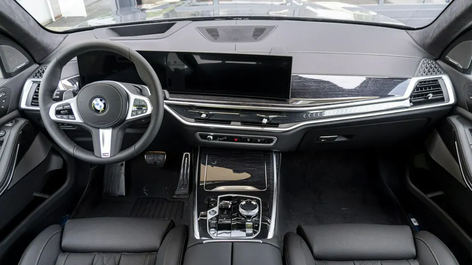 BMW X7 -