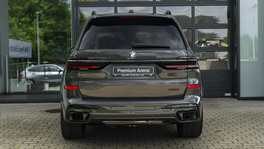 BMW X7 -