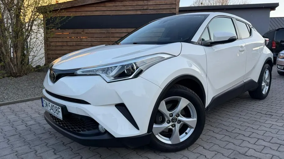TOYOTA C-HR -