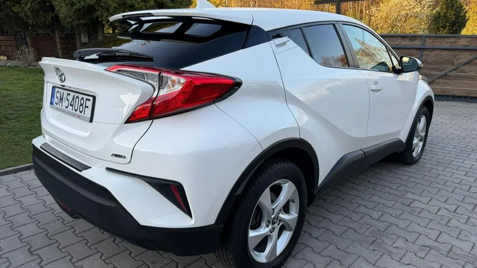 TOYOTA C-HR -
