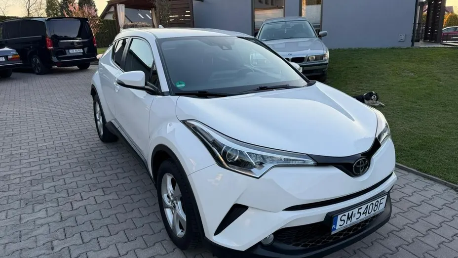 TOYOTA C-HR -