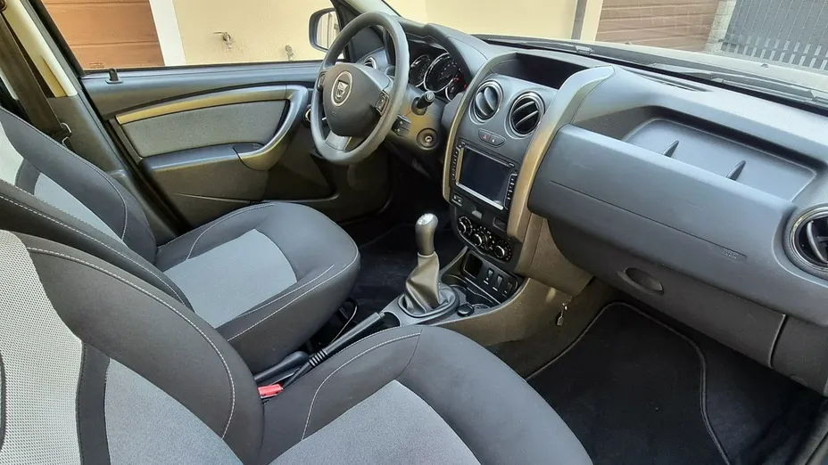 DACIA Duster -