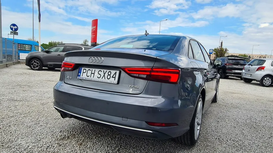 AUDI A3 -