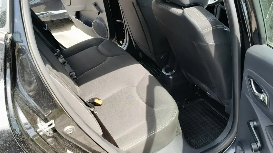 RENAULT Clio -
