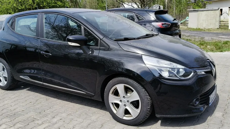 RENAULT Clio -
