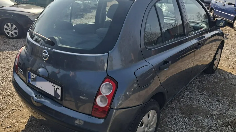 NISSAN Micra -
