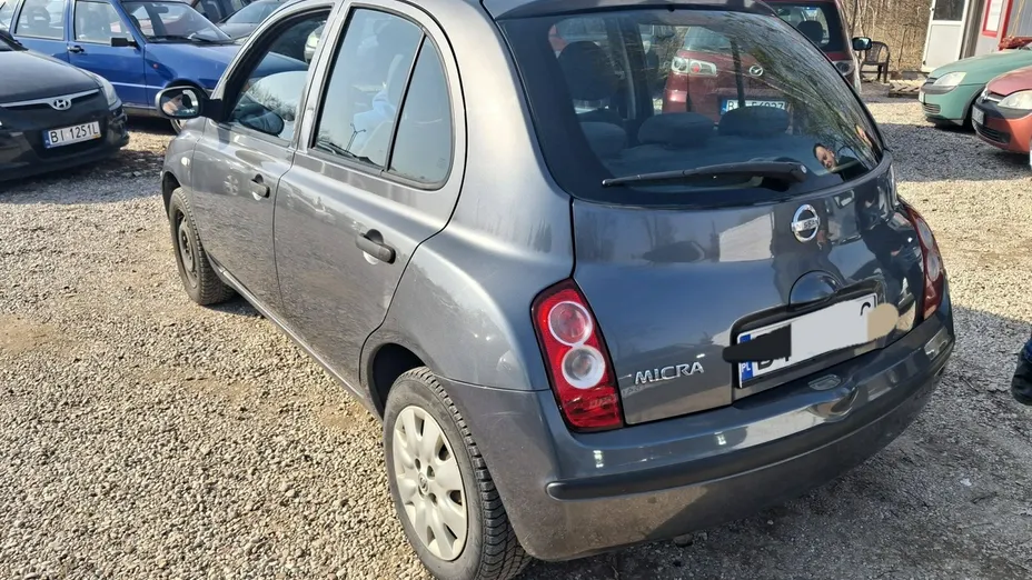 NISSAN Micra -