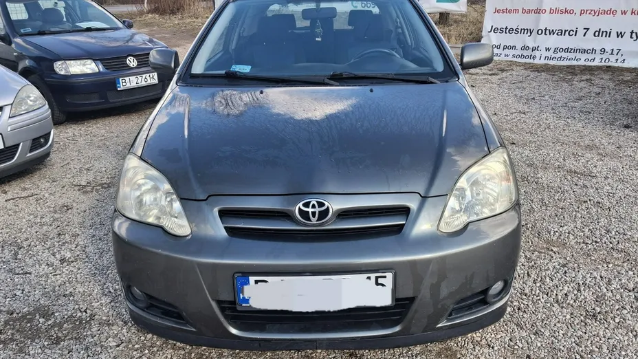 TOYOTA Corolla -
