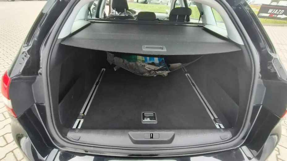 PEUGEOT 308 -