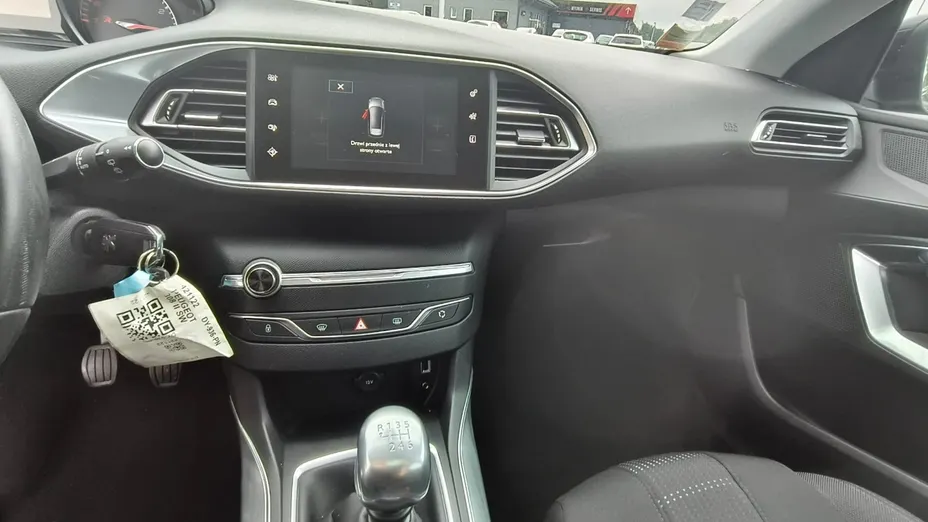 PEUGEOT 308 -