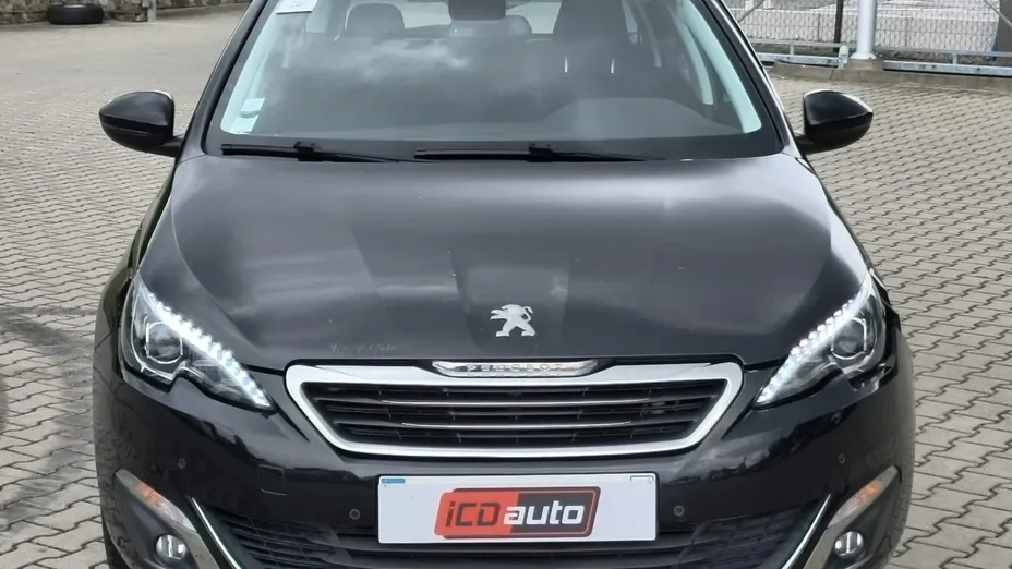 PEUGEOT 308 -
