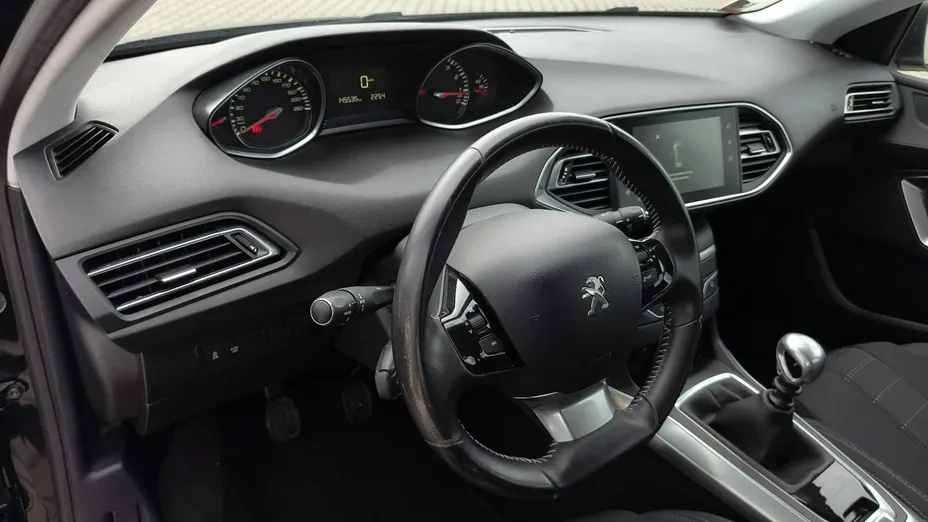 PEUGEOT 308 -