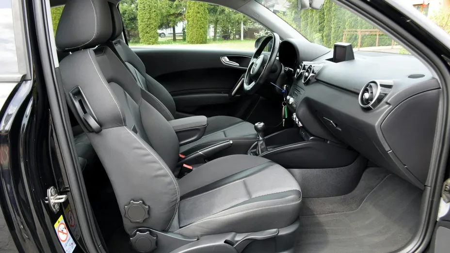 AUDI A1 -