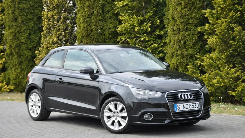 AUDI A1 -