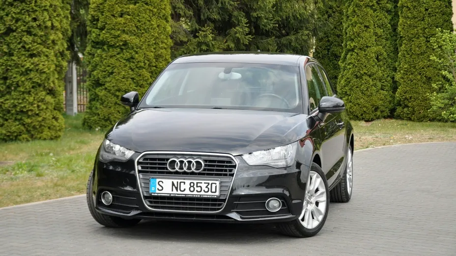 AUDI A1 -