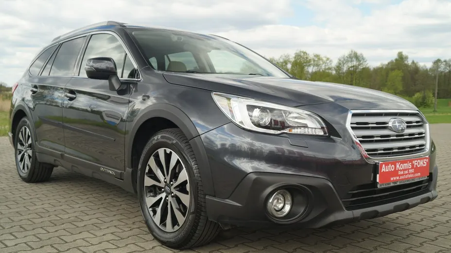 SUBARU Outback -