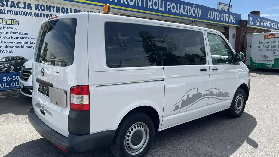 VOLKSWAGEN Transporter -