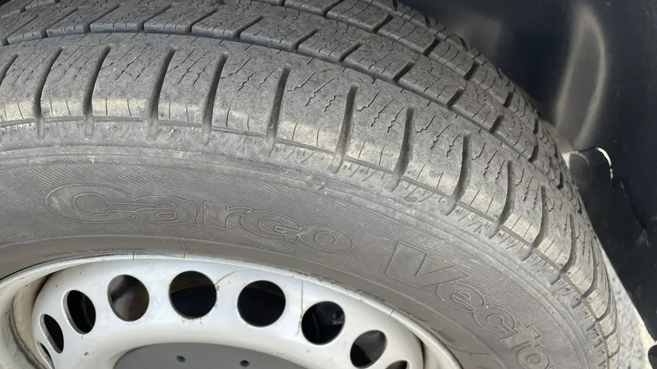 VOLKSWAGEN Transporter -