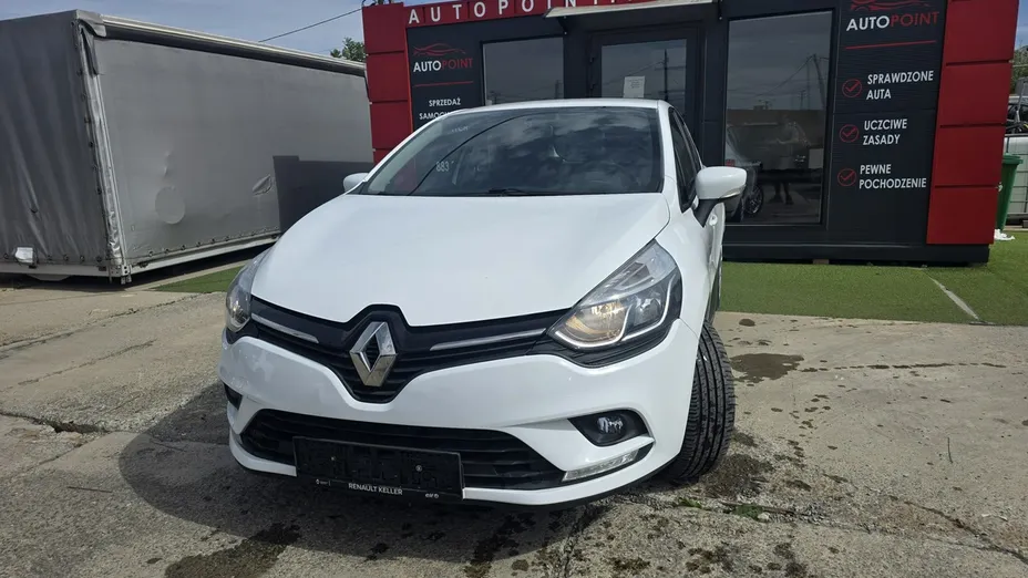 RENAULT Clio -