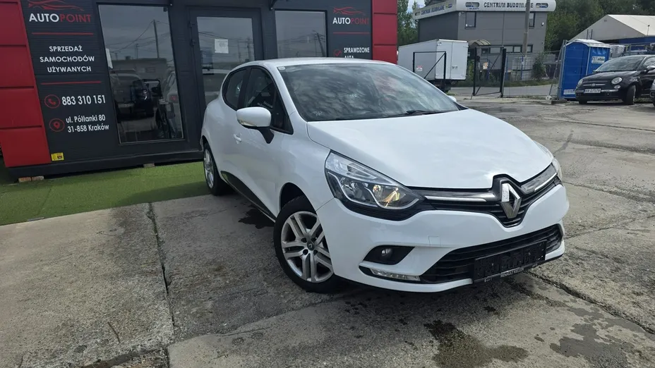 RENAULT Clio -