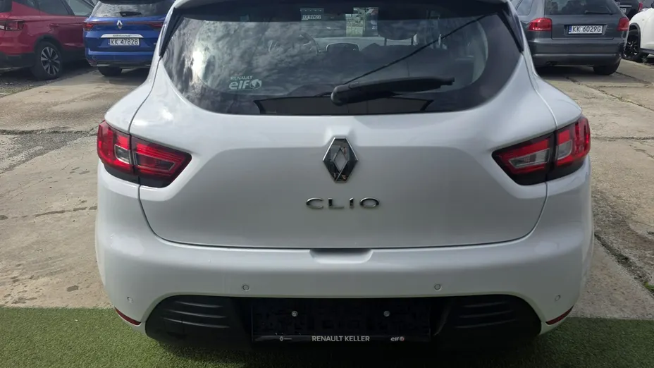 RENAULT Clio -