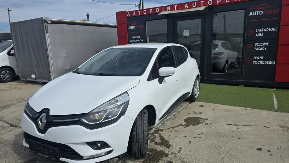 RENAULT Clio -