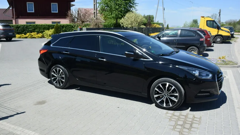 HYUNDAI i40 -
