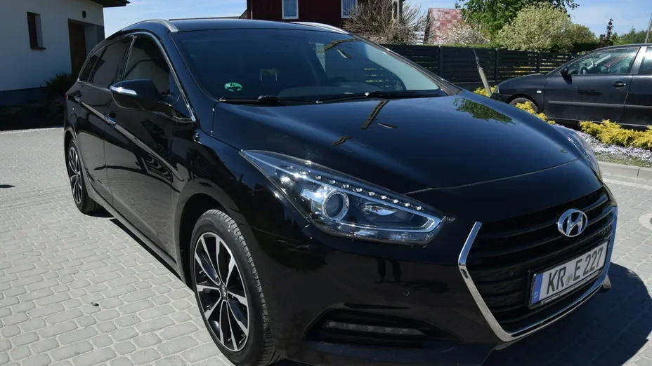 HYUNDAI i40 -