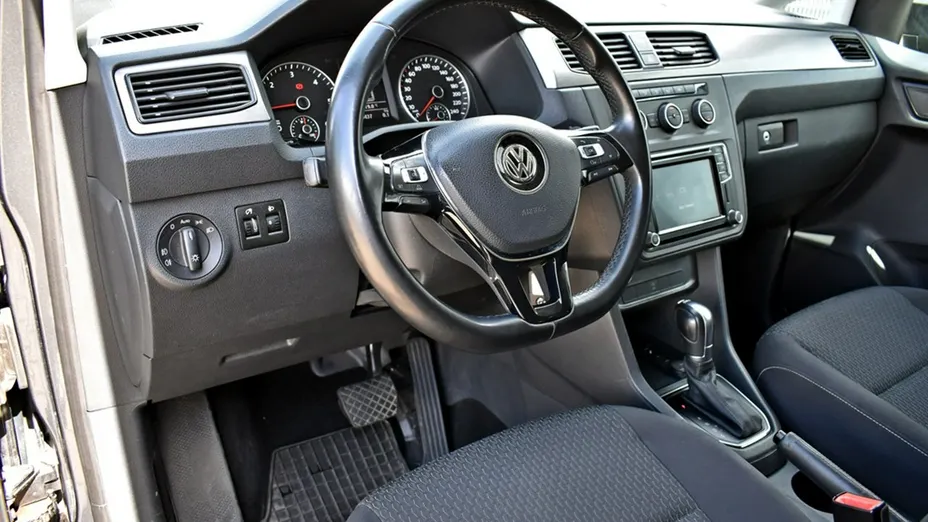 VOLKSWAGEN Caddy -