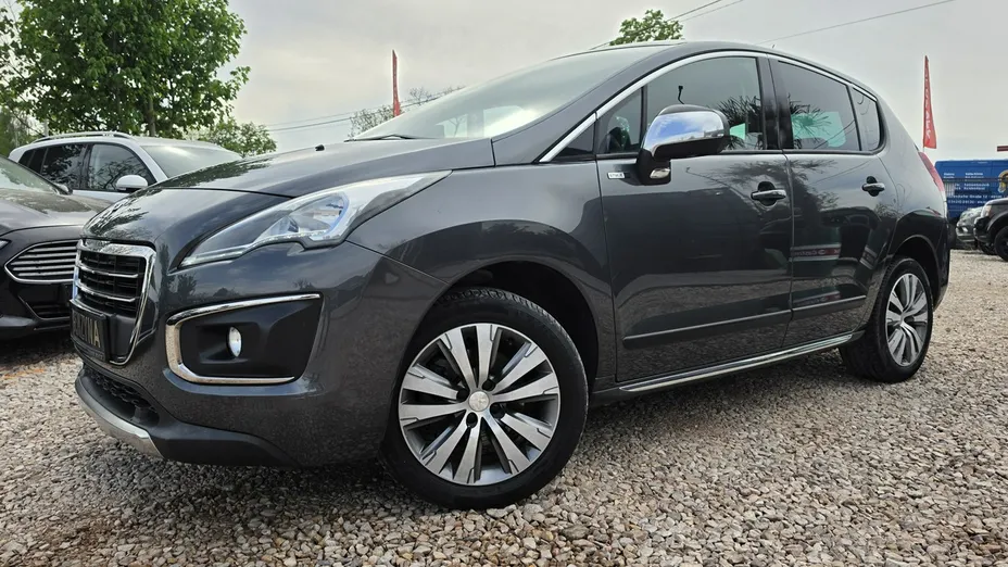 PEUGEOT 3008 -