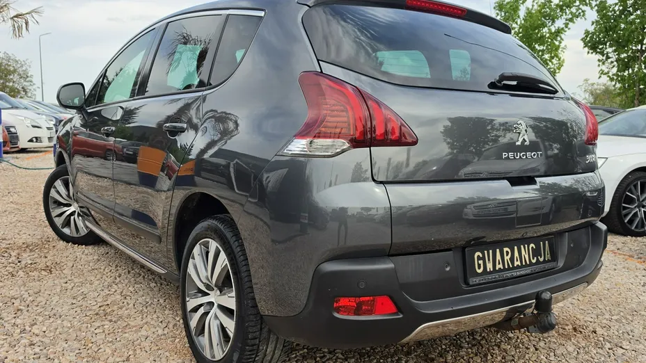 PEUGEOT 3008 -