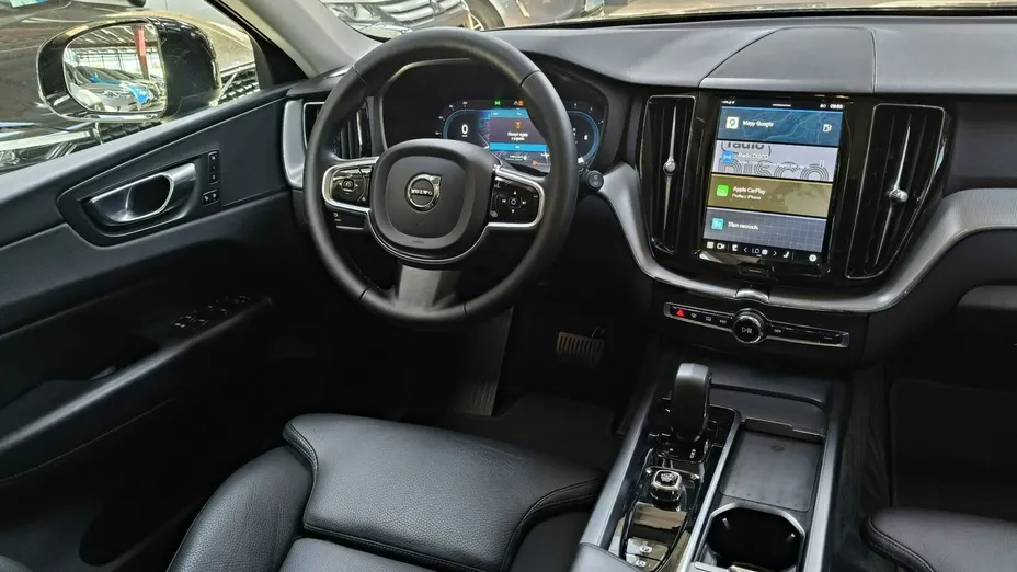 VOLVO XC60 -
