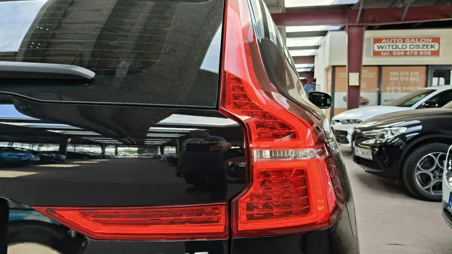 VOLVO XC60 -