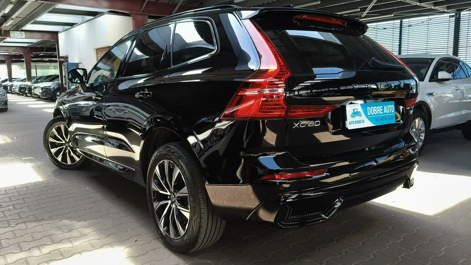 VOLVO XC60 -