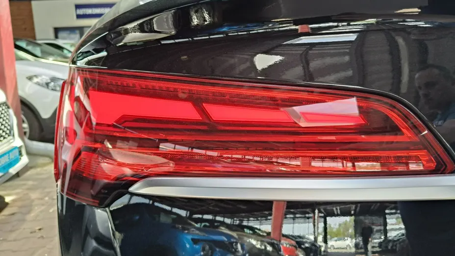 AUDI Q5 -