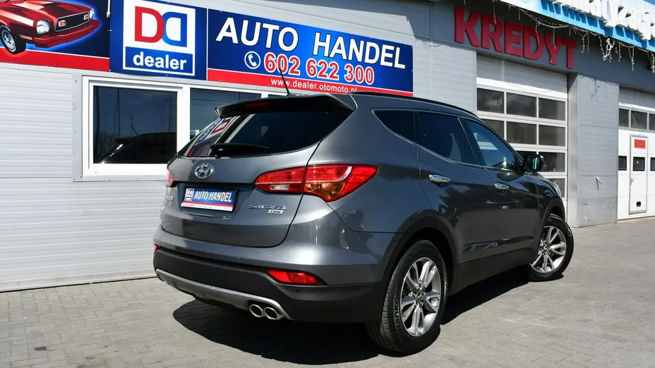 HYUNDAI Santa Fe -