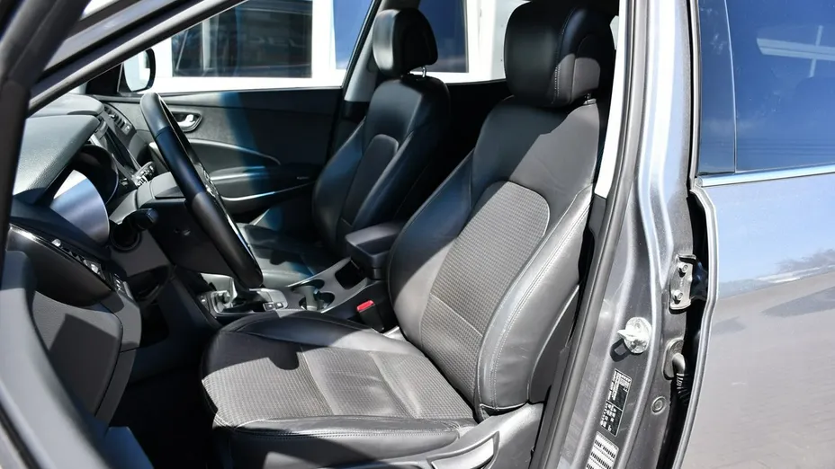 HYUNDAI Santa Fe -