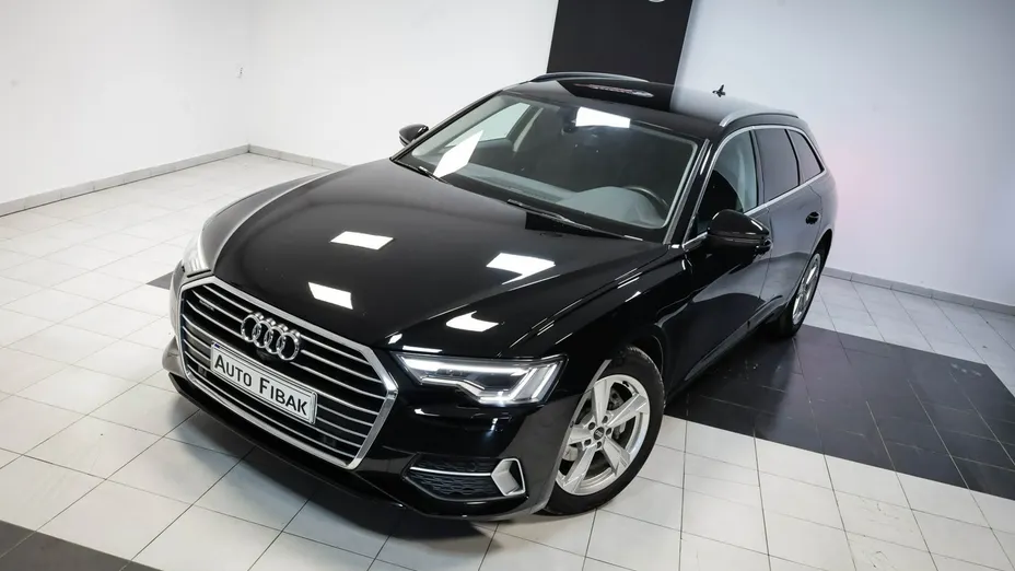 AUDI A6 -