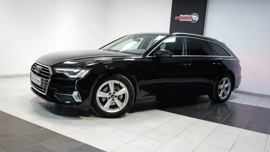 AUDI A6 -