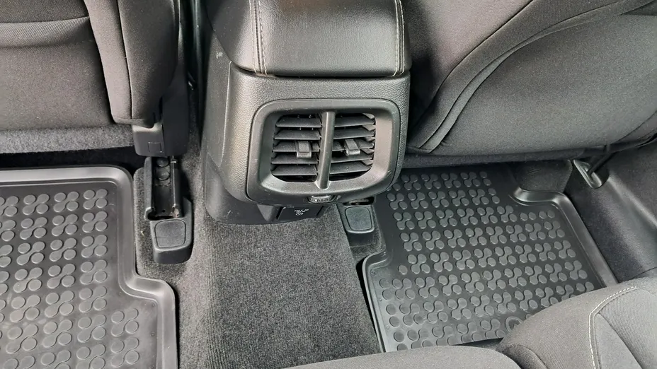 JEEP Cherokee -